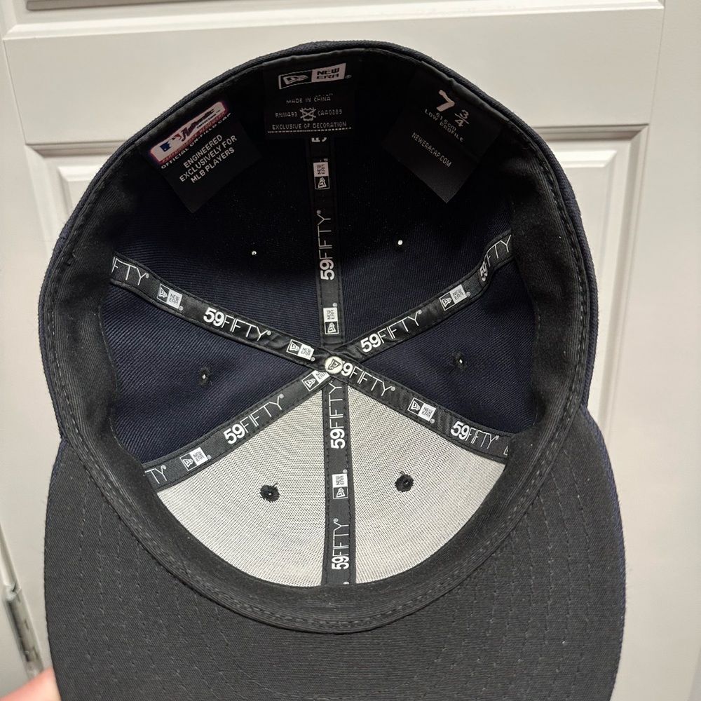 Limited Edition Red Sox World Series Hat - Picture 4 of 4